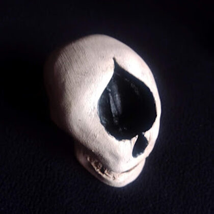 Suit of spades ciclope skull