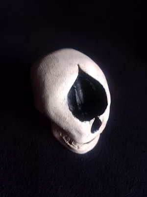 Suit of spades ciclope skull